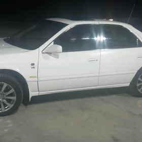 Toyota Camry 2000