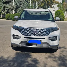 Ford Explorer 2022