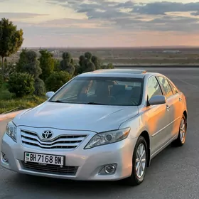 Toyota Camry 2011