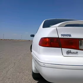 Toyota Camry 2001