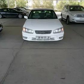 Toyota Camry 1998