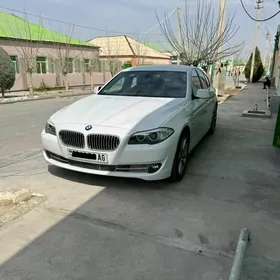 BMW 530 2011