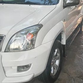 Toyota Land Cruiser Prado 2004