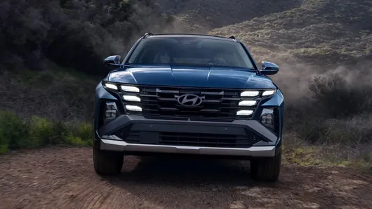 Hyundai меняет планы: компания продлевает жизнь бензиновым Tucson и Avante