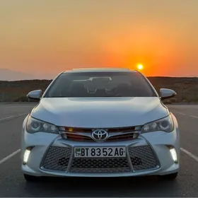 Toyota Camry 2016