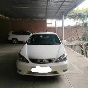 Toyota Camry 2002