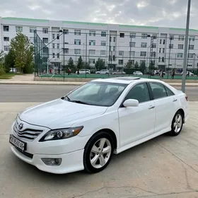 Toyota Camry 2011