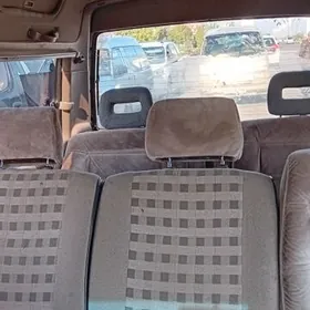 Toyota Hiace 1991