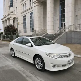 Toyota Camry 2013