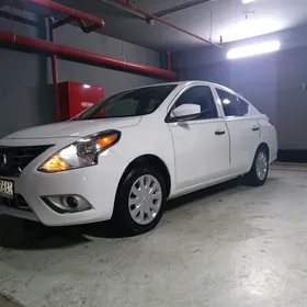 Nissan Versa 2019