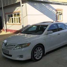 Toyota Camry 2010