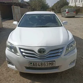 Toyota Camry 2010