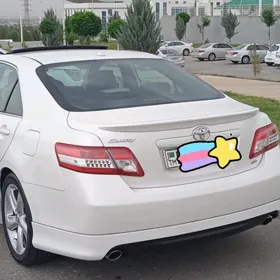 Toyota Camry 2011