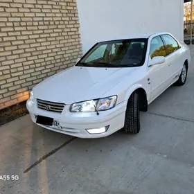 Toyota Camry 2000