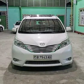 Toyota Sienna 2018