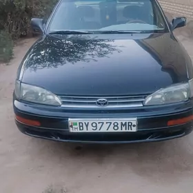 Toyota Camry 1993