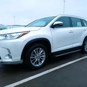 Toyota Highlander 2019