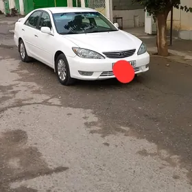 Toyota Camry 2005