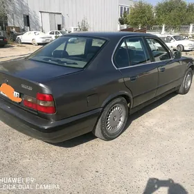 BMW 525 1990