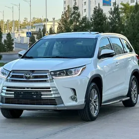 Toyota Highlander 2018