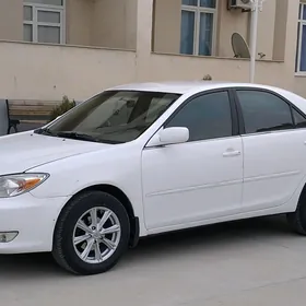 Toyota Camry 2004