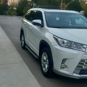 Toyota Highlander 2016