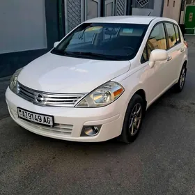 Nissan Versa 2010