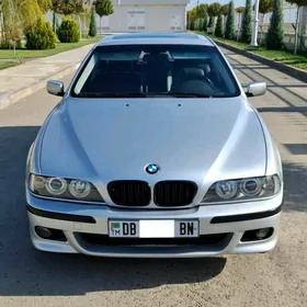 BMW E39 2003