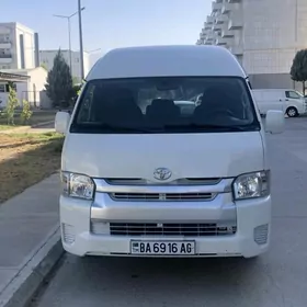 Toyota Hiace 2015