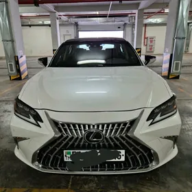 Lexus ES 350 2019