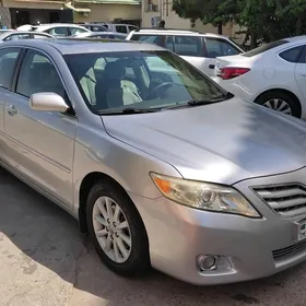 Toyota Camry 2011