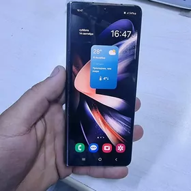 Samsung z fold4