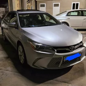 Toyota Camry 2015