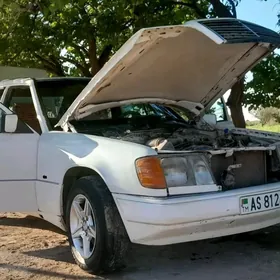 Mercedes-Benz 190E 1994