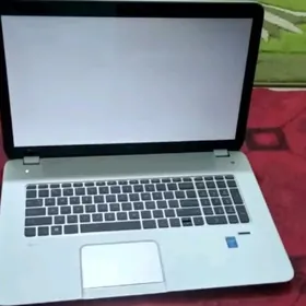 Noutbuk HP i7 sensor ekran