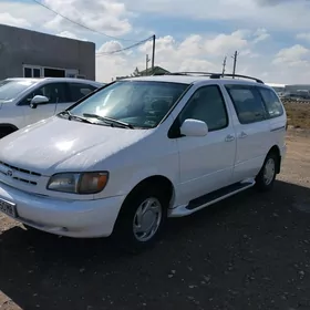 Toyota Sienna 2000