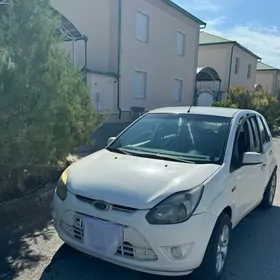 Ford Figo 2012