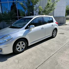 Nissan Versa 2009