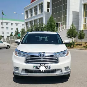 Toyota Highlander 2016