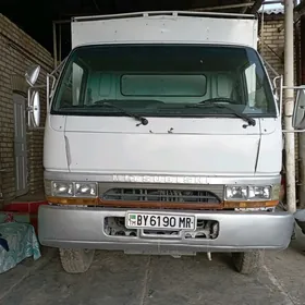 Mitsubishi Canter 2003