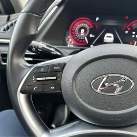 Hyundai Sonata 2021