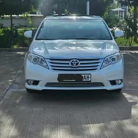 Toyota Avalon 2011