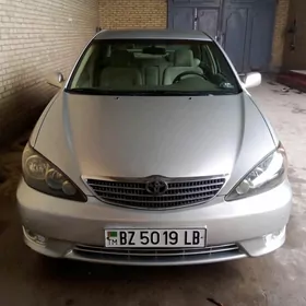 Toyota Camry 2004