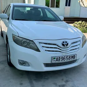 Toyota Camry 2011