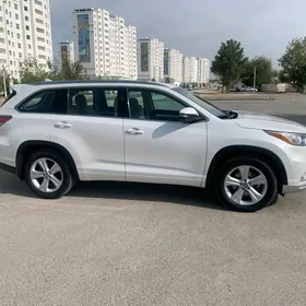 Toyota Highlander 2016