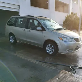 Mazda MPV 2004