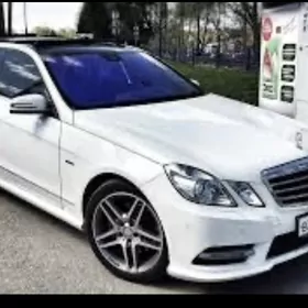 Mercedes-Benz E350 2010