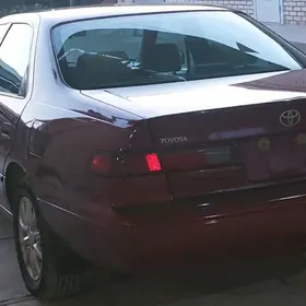 Toyota Camry 1999