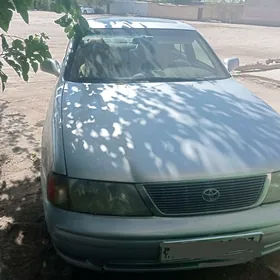 Toyota Avalon 1999