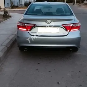 Toyota Camry 2017